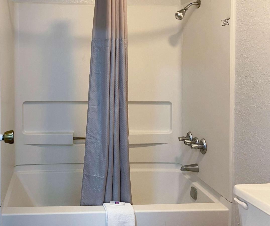 Motel 6-Atlanta, Tx Екстериор снимка